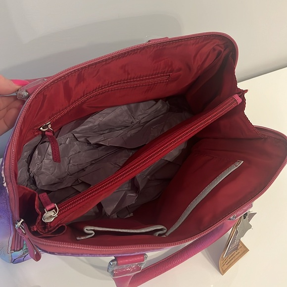 Sukriti Beautiful Bag - Picture 4 of 9